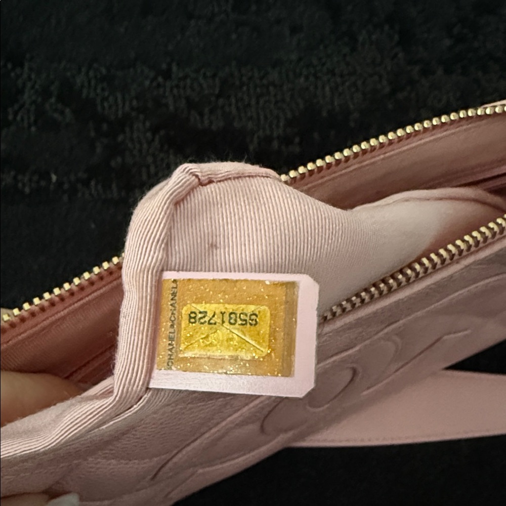 Chanel Pink Quilted Shoulder Bag - Picture 2 of 4